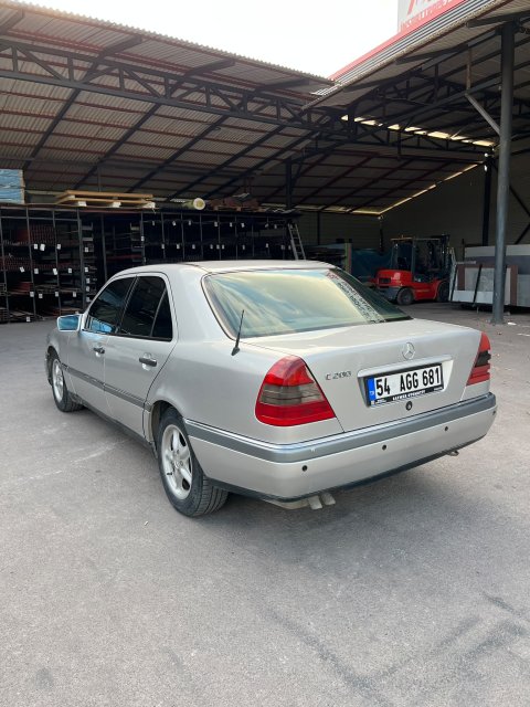 Sahibinden C 200 Elegance 97 Model 4