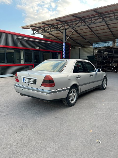 Sahibinden C 200 Elegance 97 Model 6